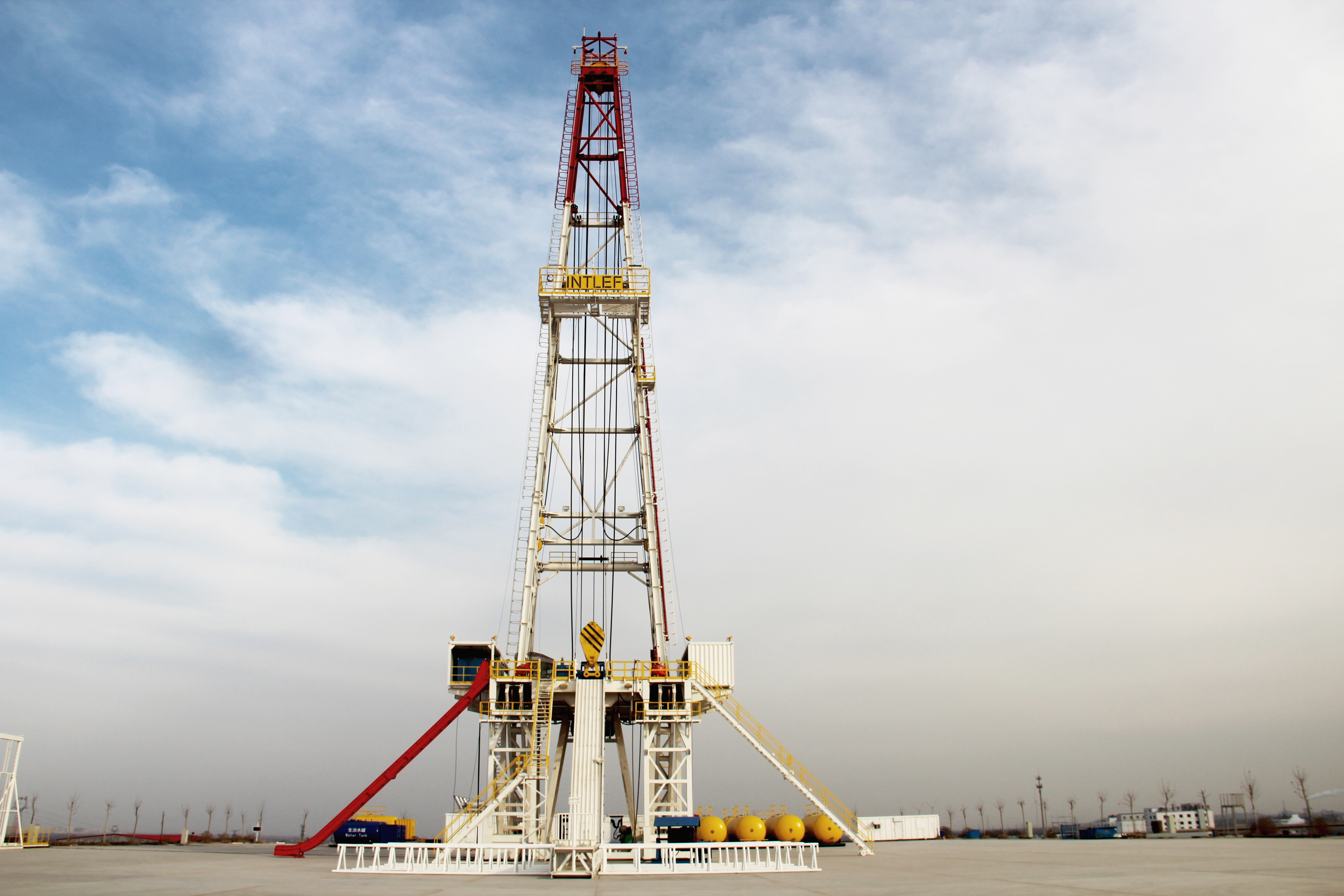 Стационарные (кустовые) буровые установки ZJ40/2250